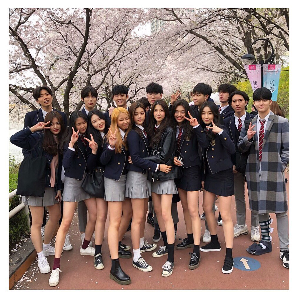 Đồng phục Trường Trung học Nghệ thuật Hanlim - Hàn Quốc thuộc top đòng phục học sinh đẹp và đắt đỏ nhất tại đất nước này